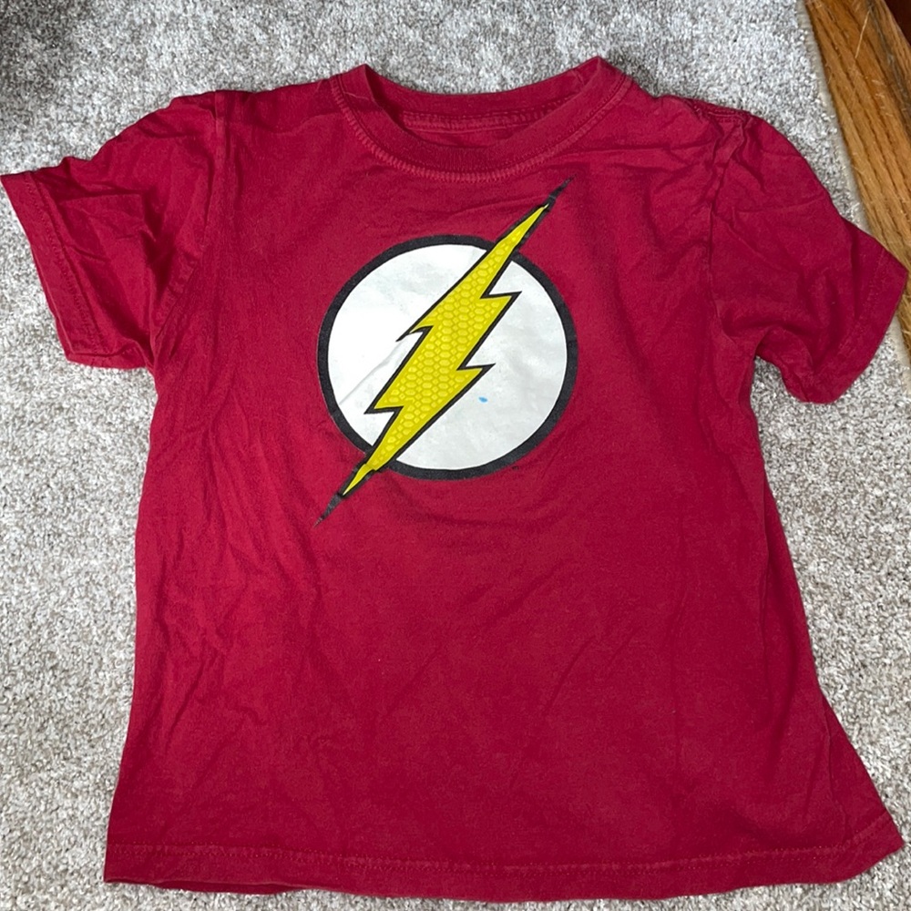 The flash t-shirt, boys size 6/7